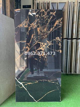 Gạch ốp mặt tiền 60x120 đen vân cam KH0862T