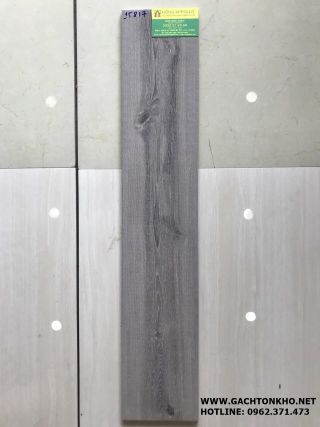 Gạch 15x80 giả vân gỗ Trung Quốc 15817HL