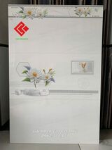 40x80 ốp tường phòng khách màu sáng