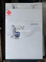 Gạch 30x60 ốp tường nhà bếp màu trắng