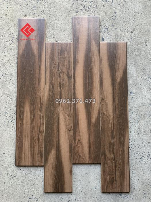 Gạch gỗ Trung Quốc 15x80 giá rẻ