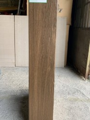 Sàn gạch giả gỗ 15x80 giá rẻ