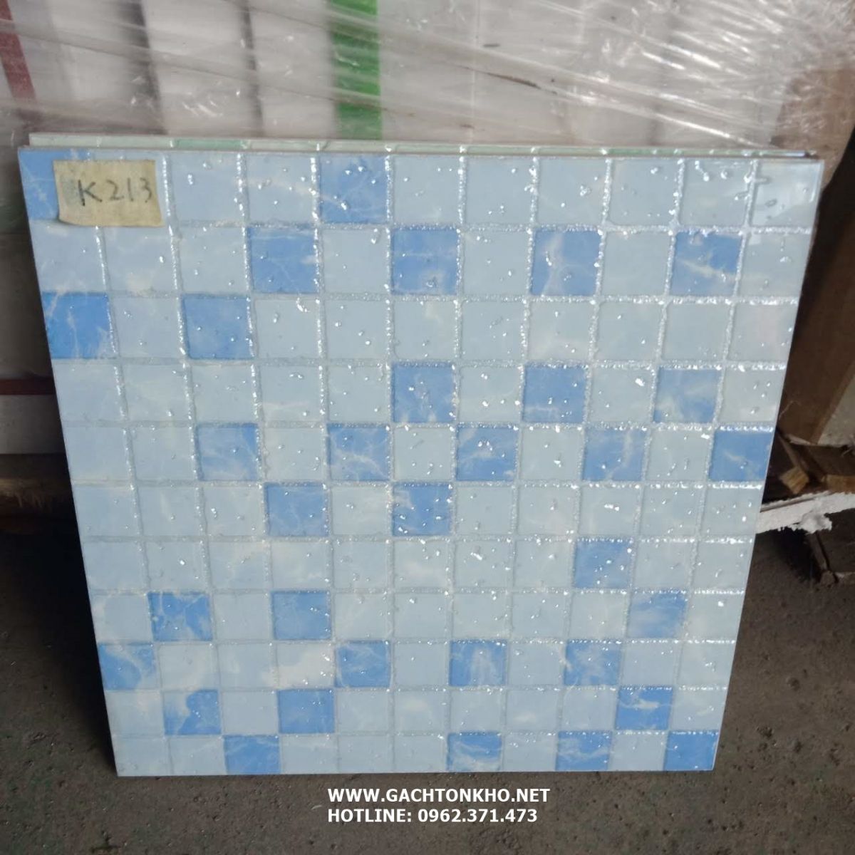 Gạch nhũ v&agrave;ng 30x30 K213